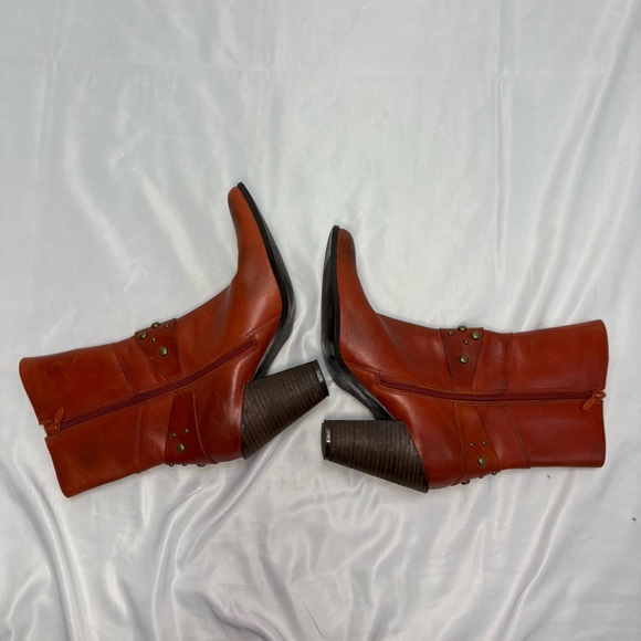 Vintage Harley Davidson Women’s 7.5 Burnt Orange Harness Heeled Boots Side Zip - Picture 7 of 14